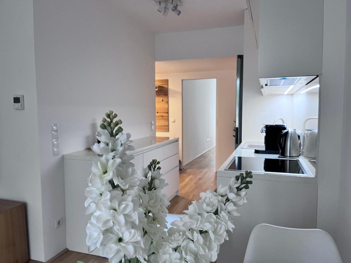 Danube22 Apartment Vienna Esterno foto